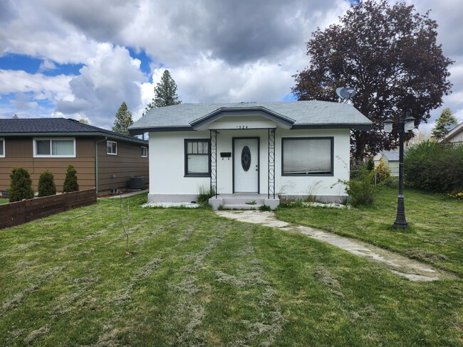 property at 1324 W Central Ave