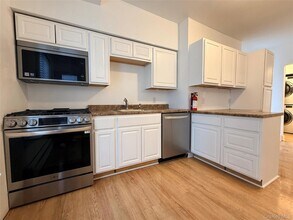 35 East Ave, Unit 1 in Middletown, NY - Foto de edificio - Building Photo