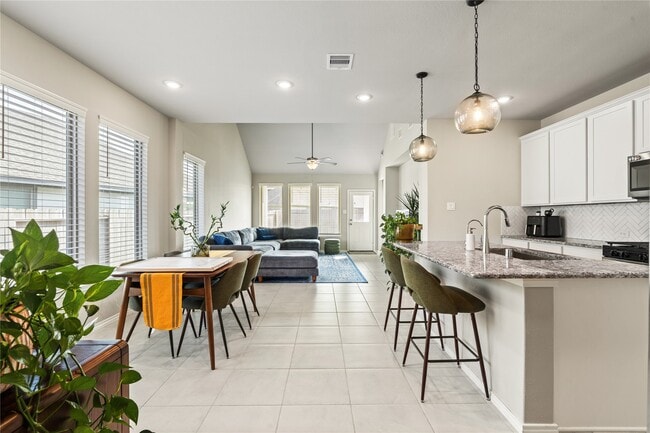 20751 Wilde Redbud Trl