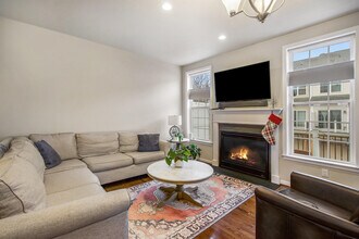 2765 Ashcombe Dr. in Ann Arbor, MI - Building Photo - Building Photo