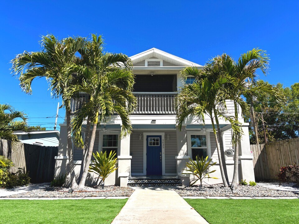 2635-2613 13th Ave N in St. Petersburg, FL - Building Photo