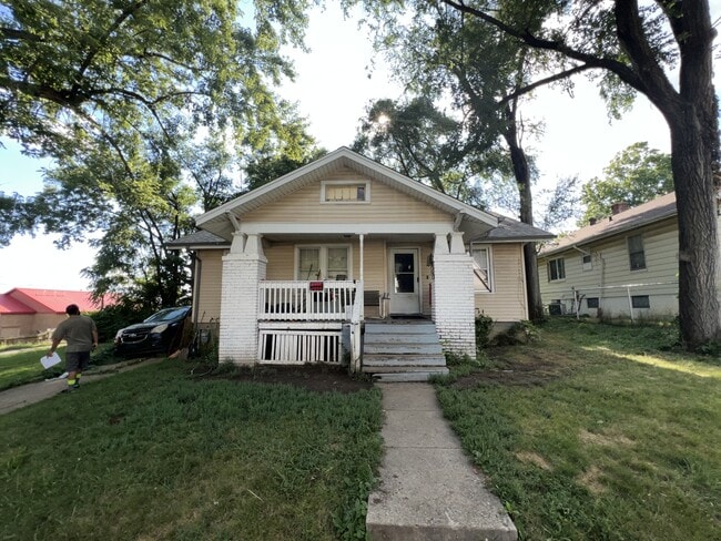 property at 549 N Dunham St