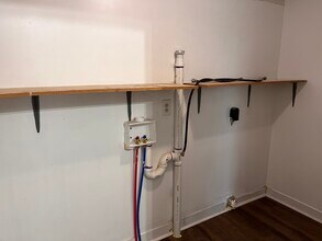 1095 W Main St in Forest City, NC - Foto de edificio - Building Photo