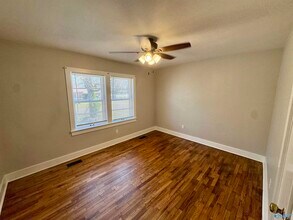 518 Lawson St in Athens, AL - Building Photo - Building Photo