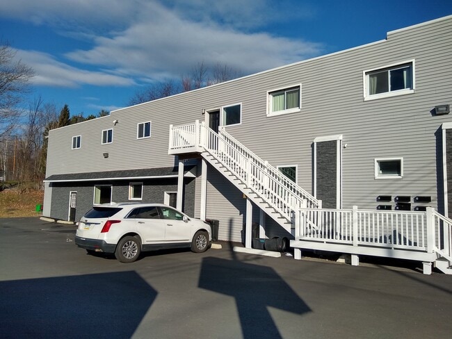 100 S Main St, Unit 1