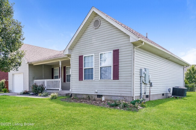 311 Tyler Pkwy in Shepherdsville, KY - Building Photo - Building Photo