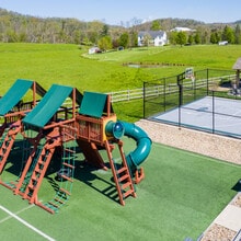 516 Persimmon Ln in Bridgeport, WV - Building Photo - Building Photo