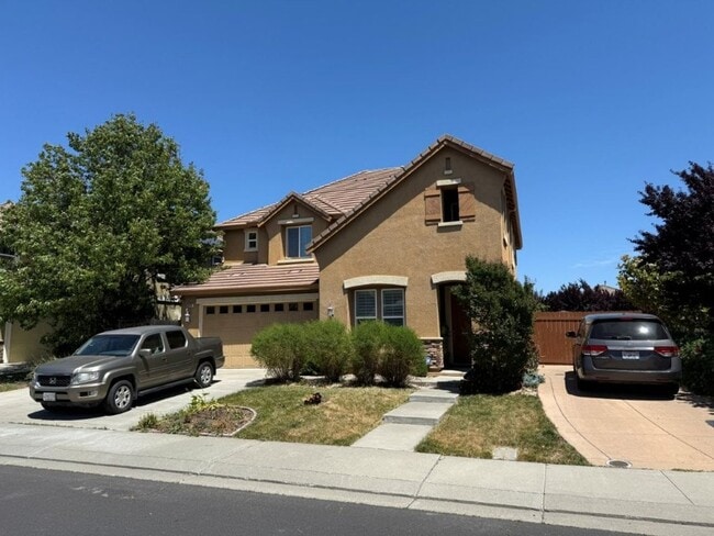 2078 Newcastle Dr in Vacaville, CA - Building Photo - Building Photo