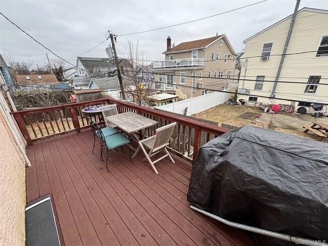 329 E Chester St in Long Beach, NY - Building Photo - Building Photo