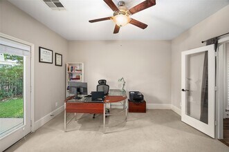 2423 Beall St in Houston, TX - Building Photo - Building Photo
