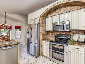 4536 E Thistle Landing Dr in Phoenix, AZ - Building Photo - Building Photo