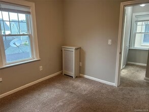 248-15 89th Ave in Queens, NY - Building Photo - Building Photo