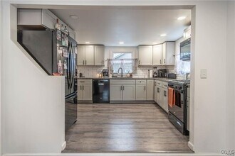 215 Francis St in Watertown, NY - Building Photo - Building Photo