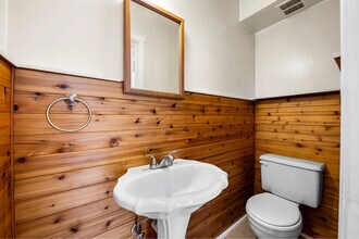 205 Westowne Rd in Baltimore, MD - Building Photo - Building Photo