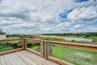 1411 New River Inlet Rd in North Topsail Beach, NC - Foto de edificio - Building Photo