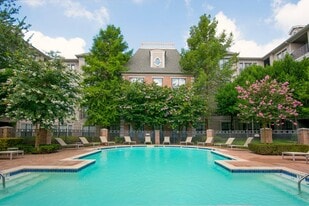 Renaissance at Preston Hollow in Dallas, TX - Building Photo