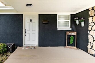 3933 Upland Way in Garland, TX - Building Photo - Building Photo