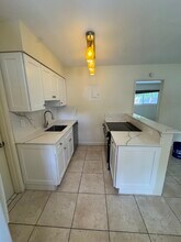 2585 NE 11th Ct in Pompano Beach, FL - Building Photo - Building Photo