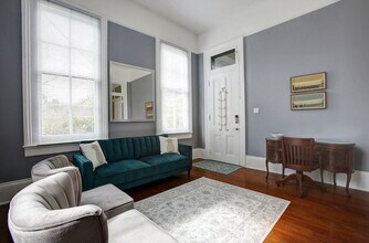 821 Bordeaux St, Unit 821 in New Orleans, LA - Building Photo - Building Photo
