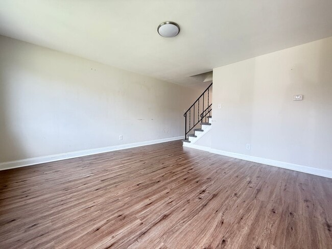 1225 Halstead Rd in Parkville, MD - Building Photo - Building Photo