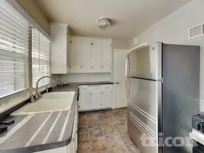 7501 W Lake St in St. Louis Park, MN - Building Photo - Building Photo