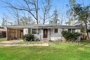 825 Savage Rd in Charleston, SC - Building Photo