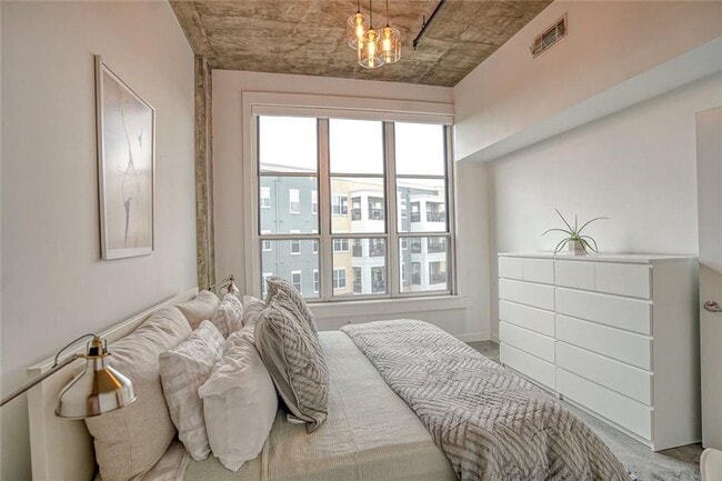 245 N Highland Ave NE in Atlanta, GA - Building Photo - Building Photo