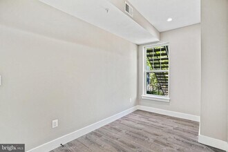 1371 Florida Ave NE in Washington, DC - Building Photo - Building Photo