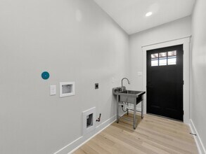 5619 Chapman St in Houston, TX - Building Photo - Building Photo