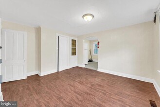611 Bridge St in Trenton, NJ - Building Photo - Building Photo
