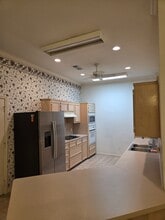 111 Spruce St in Village Mills, TX - Building Photo - Building Photo