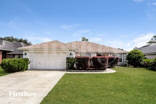 789 Hickory Lakes Dr E in Jacksonville, FL - Building Photo