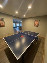 Hawks Ridge Apartments in Beloit, WI - Foto de edificio - Building Photo