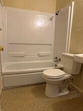 3413 SW Brendan Ave in Topeka, KS - Building Photo - Building Photo