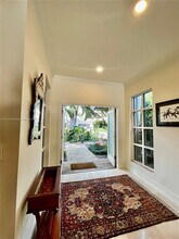 5794 SW 76th Terrace in South Miami, FL - Building Photo - Building Photo