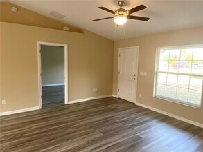 1836 NW 21st Ct in Ocala, FL - Building Photo - Building Photo