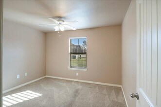 4037 Stonebridge Dr in Tyler, TX - Building Photo - Building Photo