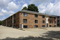 Colorado Hills in Urbana, IL - Building Photo - Building Photo