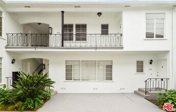 480 S Roxbury Dr in Beverly Hills, CA - Building Photo - Building Photo