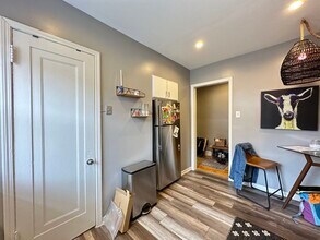 5516 N Kenmore Ave, Unit 003 in Chicago, IL - Foto de edificio - Building Photo