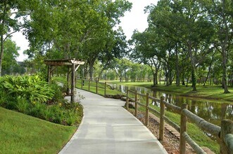 8727 Arbor Trail Dr in Missouri City, TX - Building Photo - Building Photo