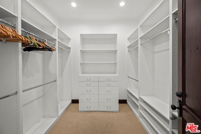 property at 1301 Linda Flora Dr