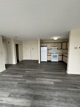 16 Manning St in Derry, NH - Building Photo - Building Photo