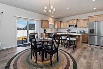 1138 Crestview Dr in Twin Falls, ID - Building Photo - Building Photo