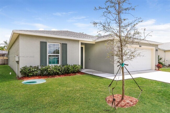 property at 1849 SW Day St