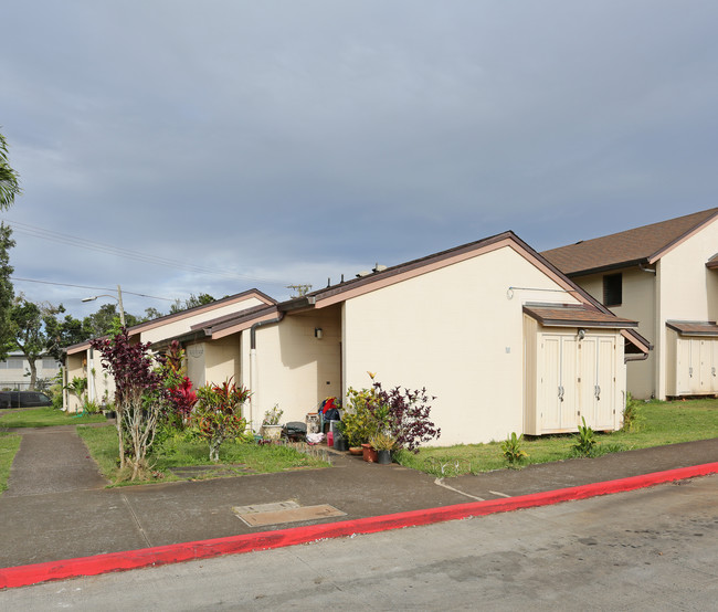 310 N Cane St in Wahiawa, HI - Foto de edificio - Building Photo