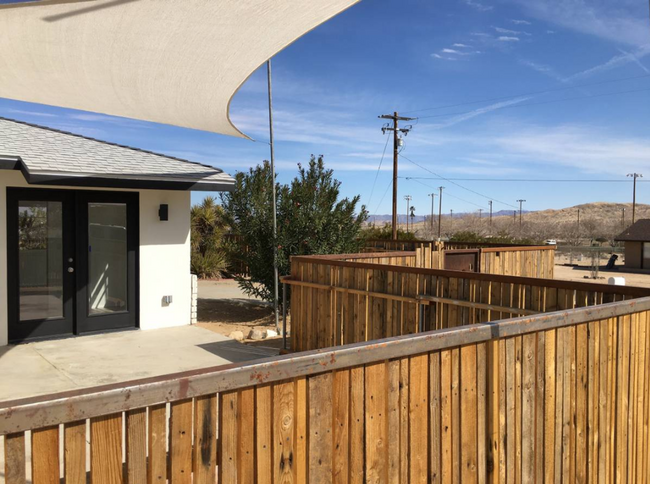5808 Wainwright Ave in Twentynine Palms, CA - Building Photo - Building Photo