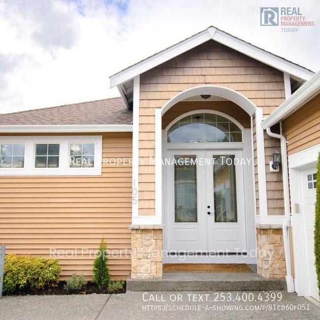 105 Lane Blvd NW in Orting, WA - Building Photo - Building Photo