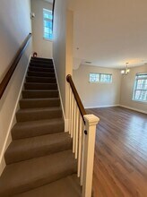 11 Alder St in Waltham, MA - Foto de edificio - Building Photo