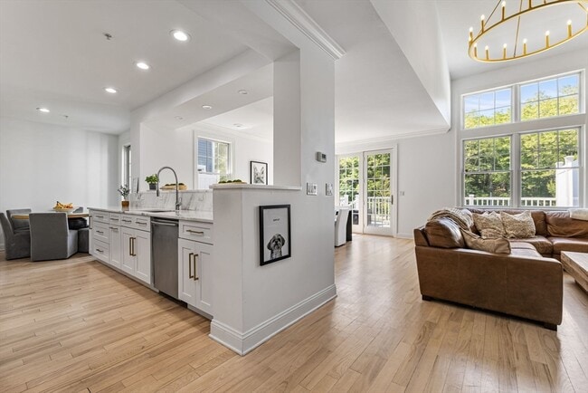 property at 9 Country Club Ln